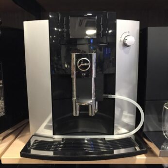 Espressoapparaat E6 OCCASION DarkInox JURA