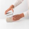 Voorraadbus Tasty 0.7 ltr Light Grey Brabantia - Afbeelding 3