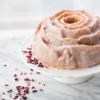 Bakvorm Rose Nordic Ware - Afbeelding 3