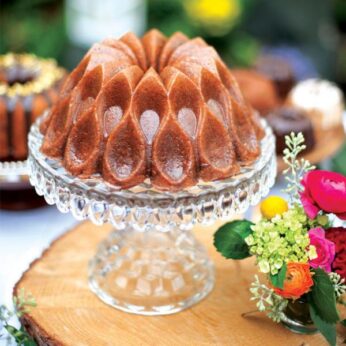 Bakvorm Crown gold Tulband Nordic Ware - Afbeelding 2